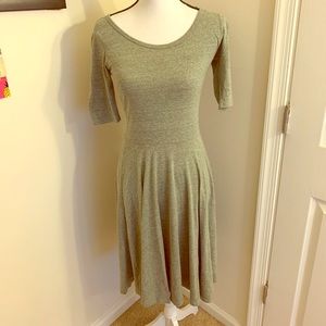 EUC Lularoe Nicole green midi length dress S